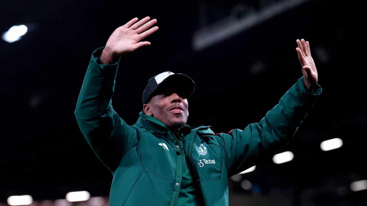 Des clubs de Ligue 1 ont fait des offres à Martial, mais il les a toutes rejetées