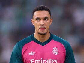 Steve McManaman explains Trent Alexander-Arnold issues as Jose Mourinho mulls over change