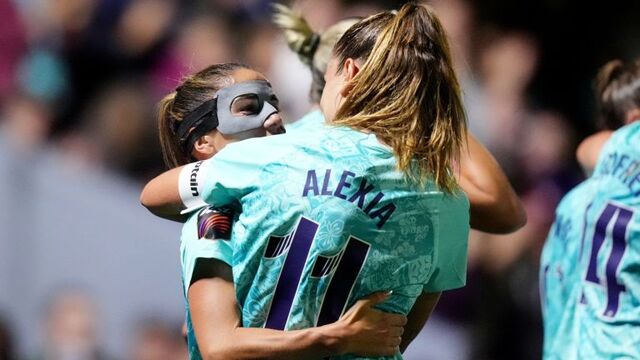 Women's Super League: Alexia Putellas' debut for London City analysed with more on Man City and Chelsea