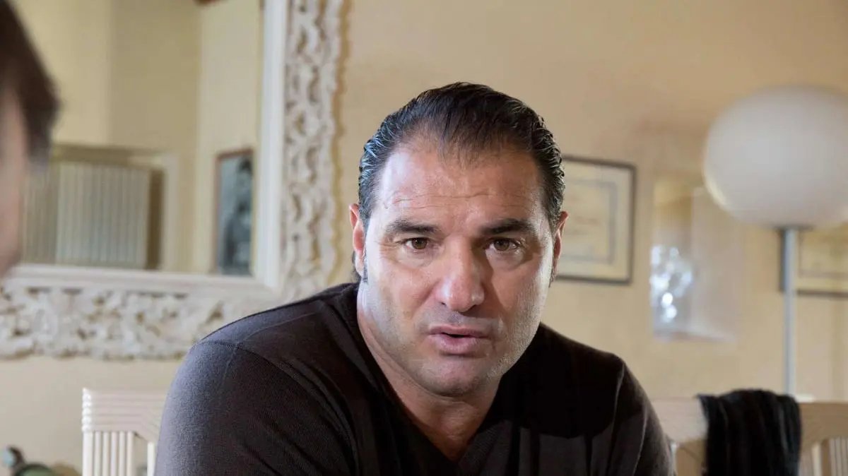 L'ancien de la Fiorentina Amoruso : renvoyer Grosso après trois matchs est une grosse erreur