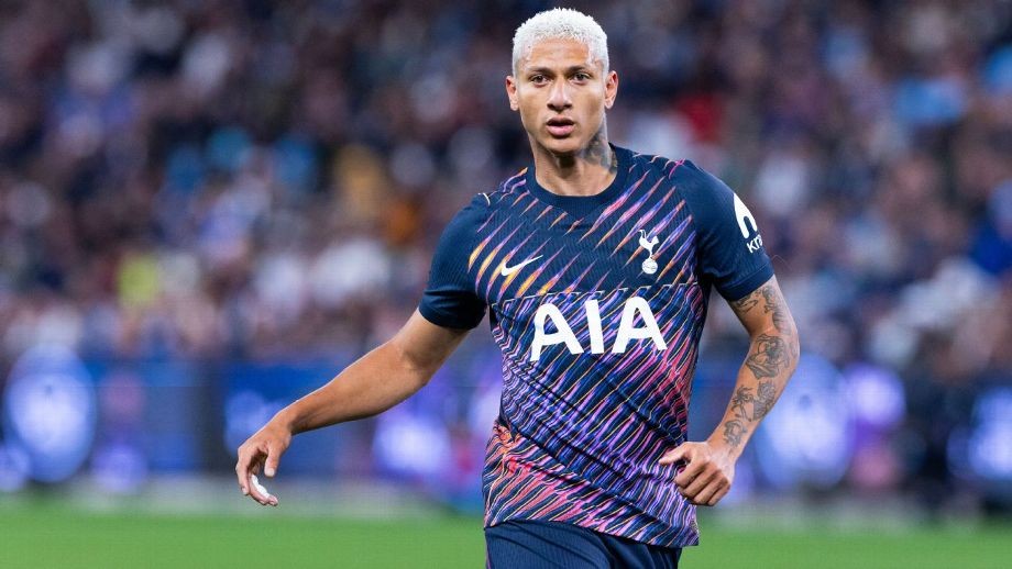 Richarlison wartet auf Angebote und will vorerst nicht nach Brasilien zurückkehren