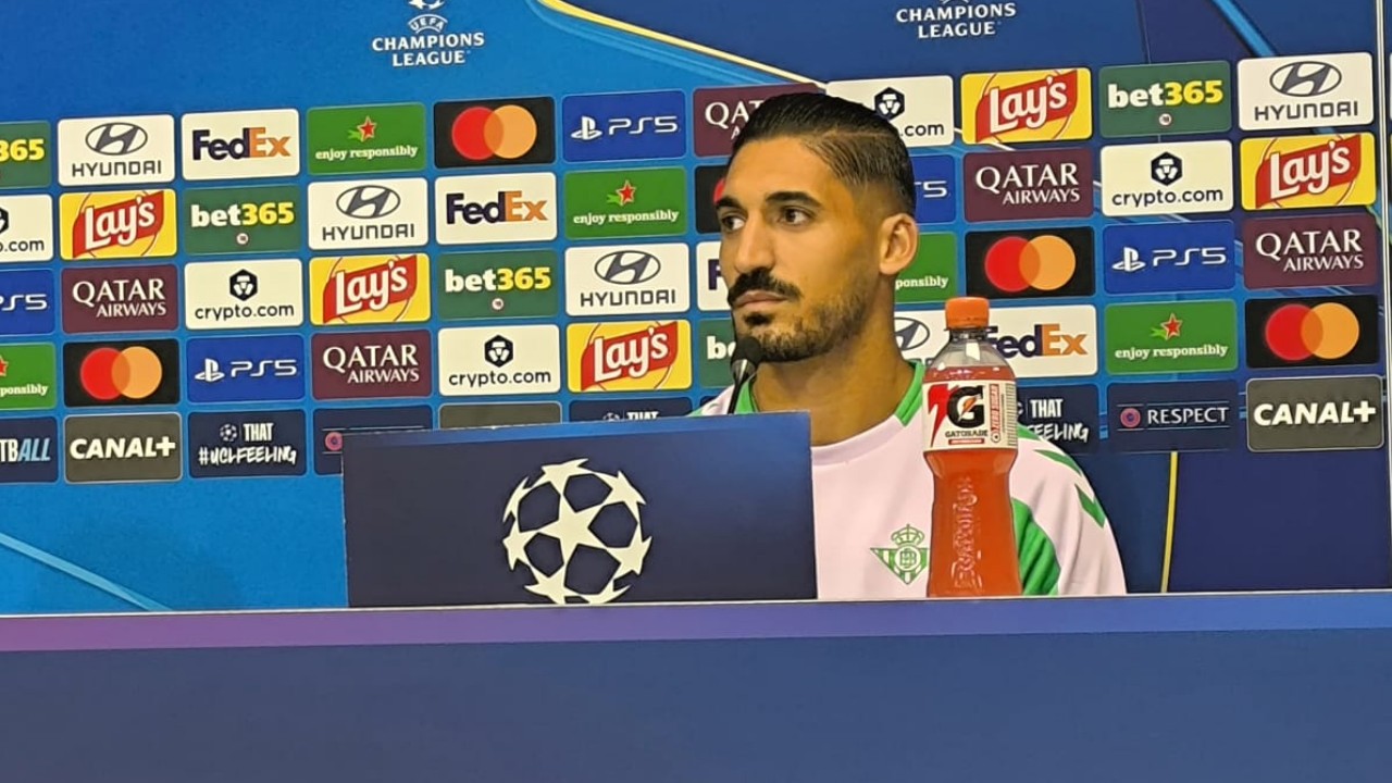 Kiper Real Betis Álvaro Valles Ingin Mengulangi Hasil Melawan Real Madrid saat Menghadapi Lille