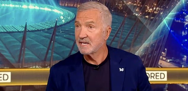 Souness: Declan Rice playing too deep, would be better suited as centre-back