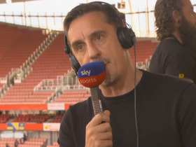 Man Utd news: Marcus Rashford sent transfer message as Gary Neville highlights 'massive mistake'
