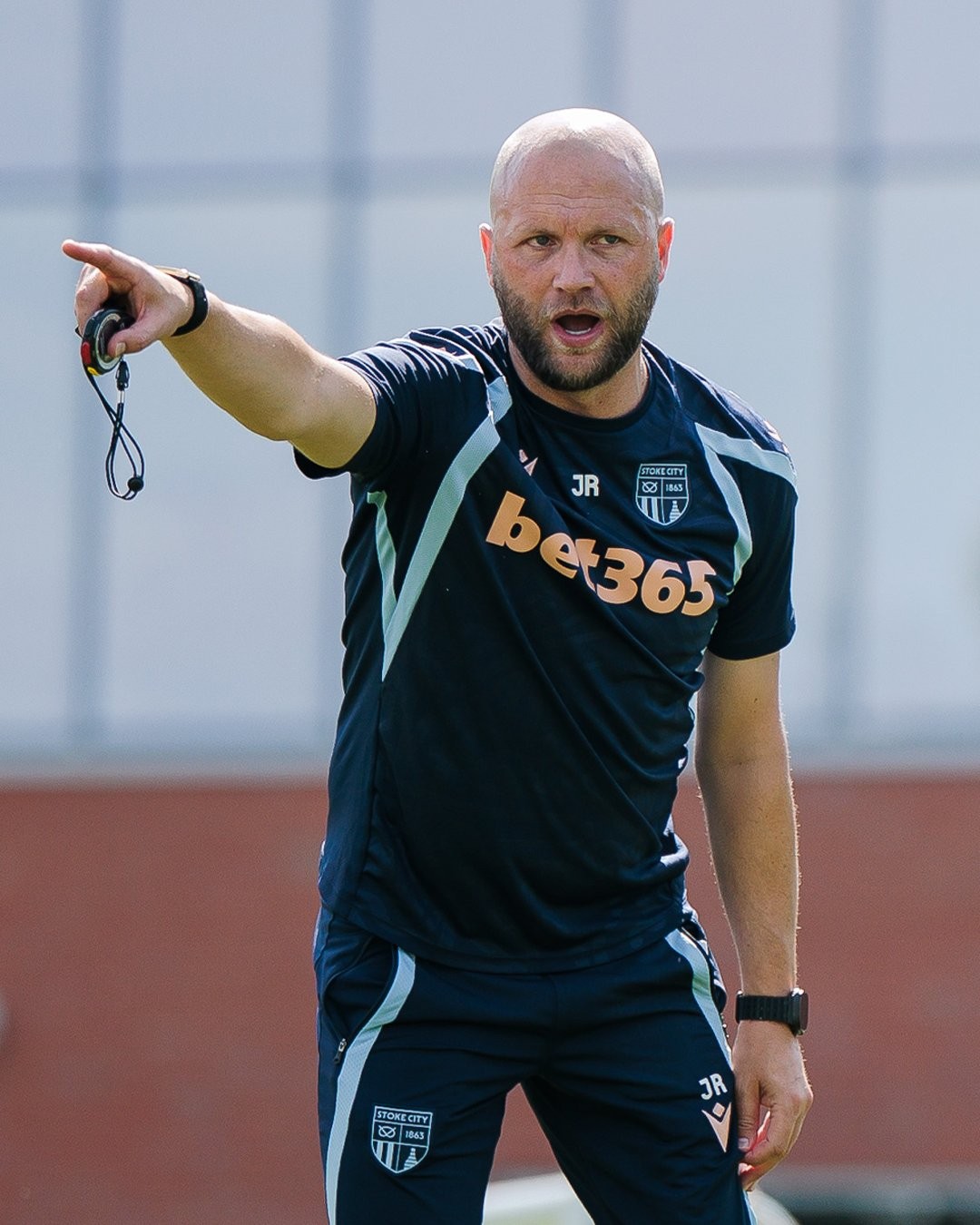 Stoke-Assistenztrainer Rob Robjohns tritt als Co-Trainer von Wales zurück