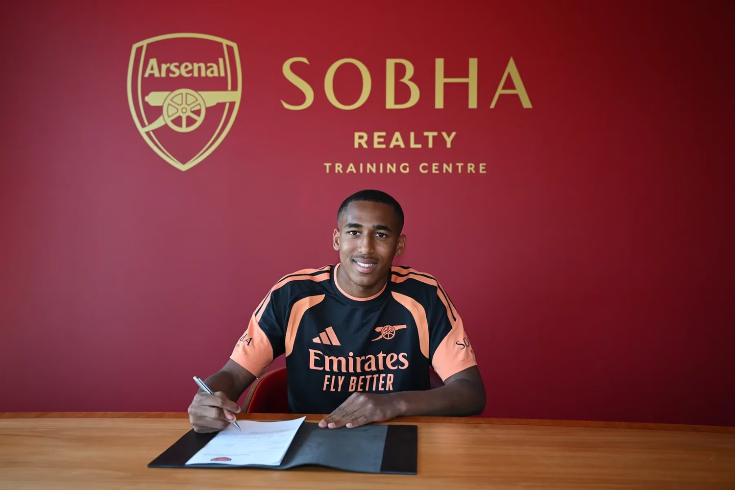 Resmi: Pemain berusia 17 tahun Mylo Bernard bergabung dengan Arsenal dari akademi Crystal Palace