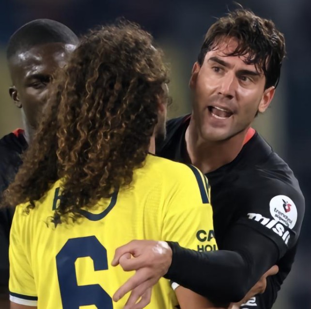 Besiktas Mengajukan Protes atas Penyelidikan Disipliner Vlahovic: Federasi Sepak Bola Turki Bersikap Memihak