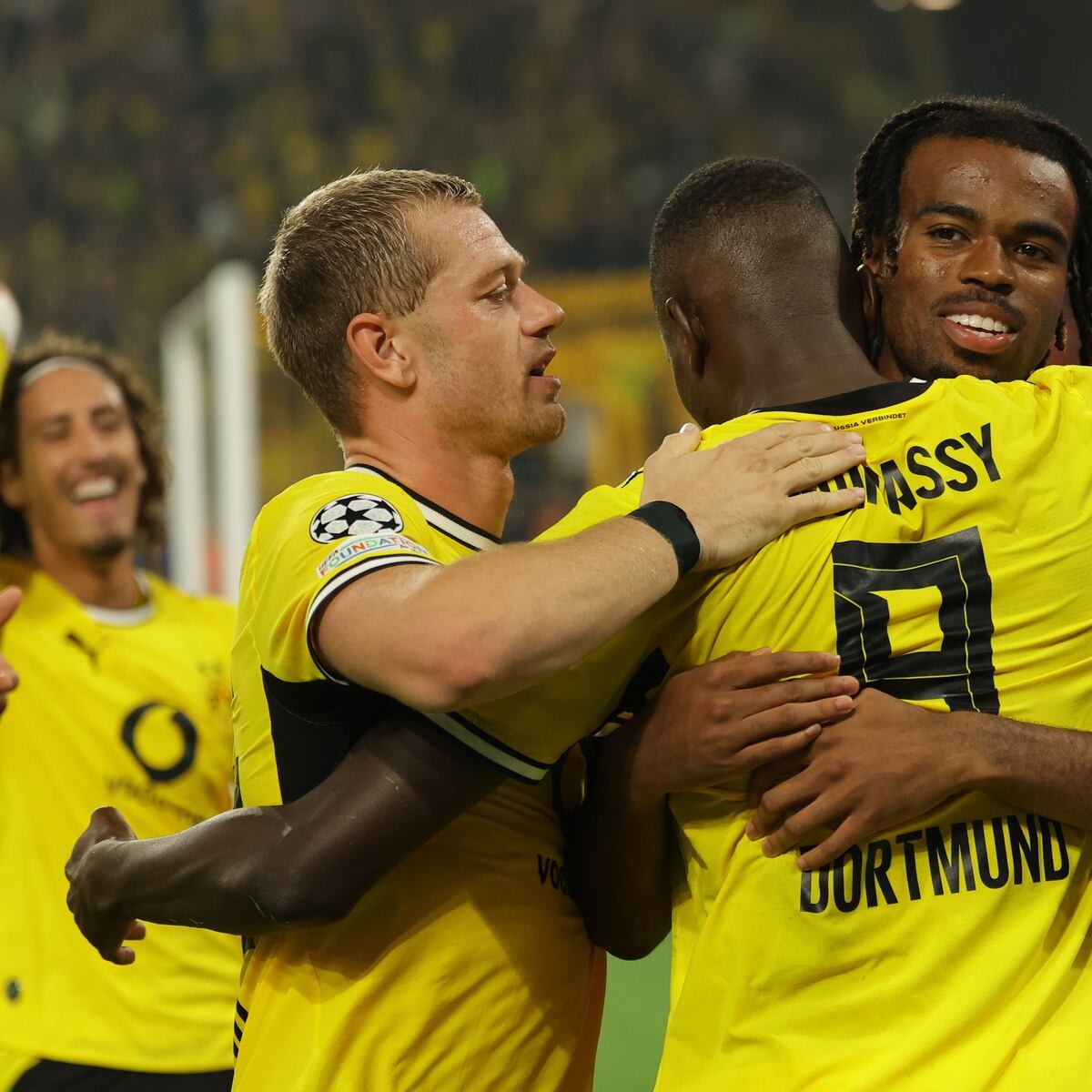 Resumen y goles del Borussia Dortmund  vs Villarreal, jornada 1 de la Champions League 26-27