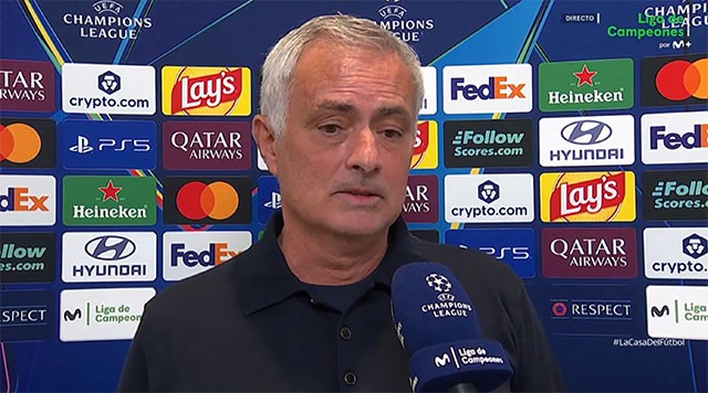 Mourinho : "C'était un match fou, le score aurait pu être 7-6"