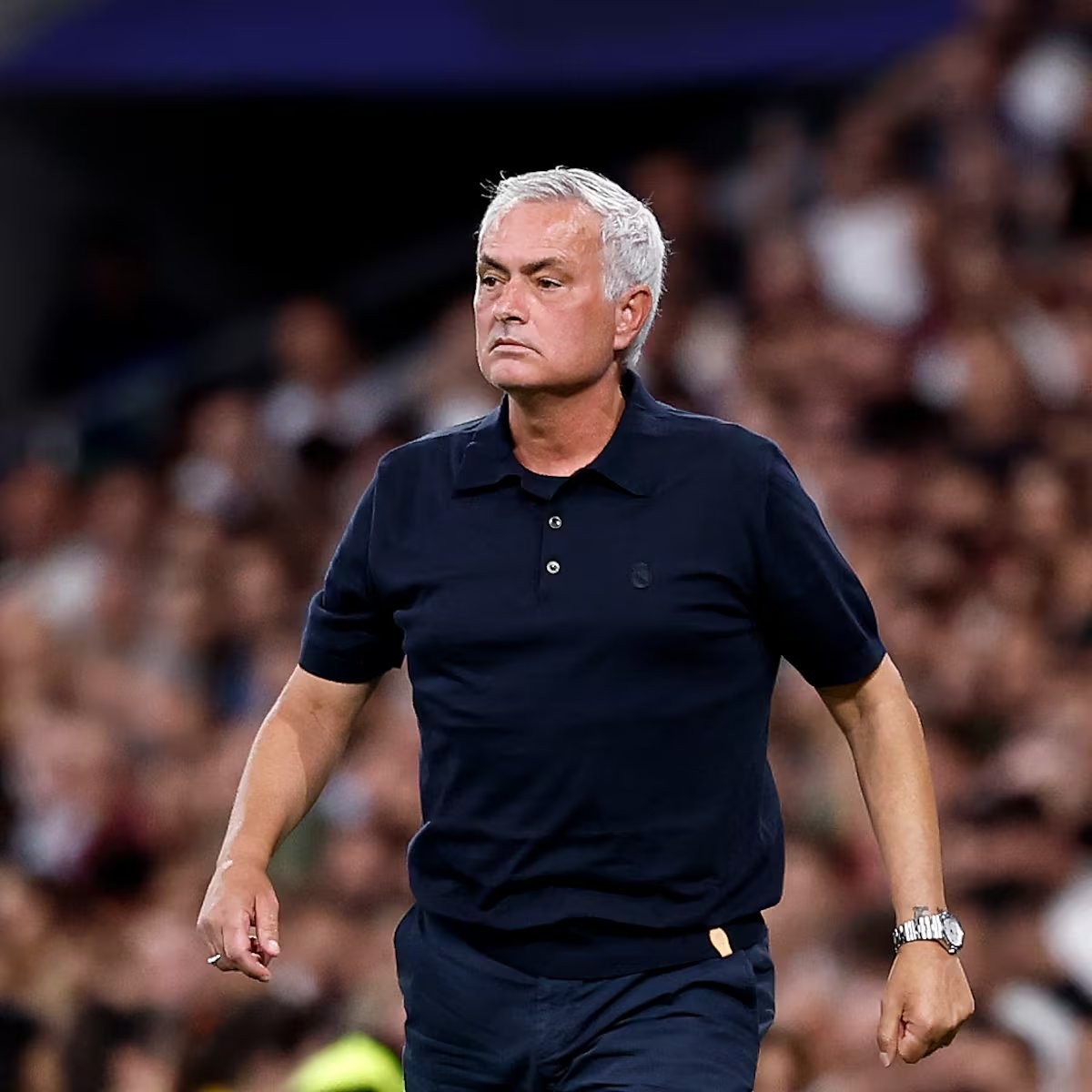 Enfado de Mourinho en el cambio de Espí
