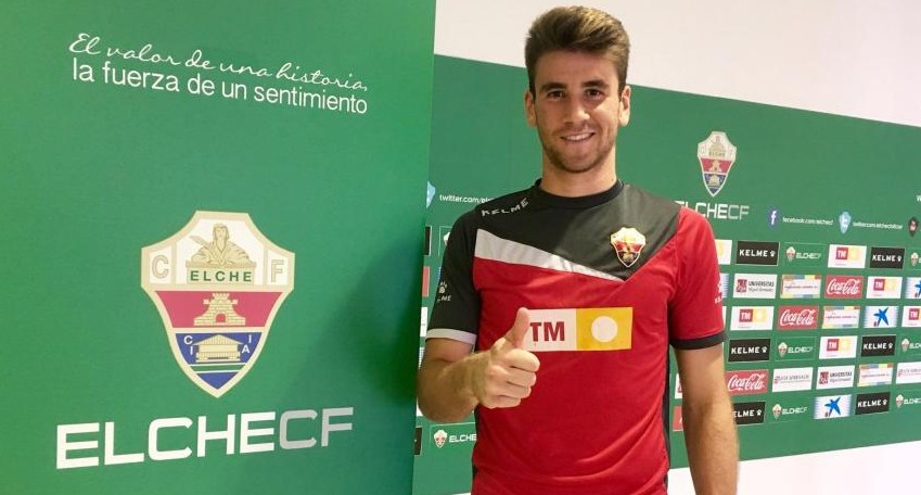 Sang Juara Dunia Unai Simón akan Menghadapi Mantan Klub Elche Pekan Ini