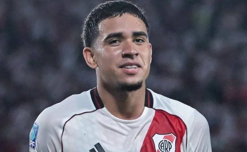 Chelsea tenta ancora di cedere Paez in prestito ad una squadra inglese nelle ultime ore prima della chiusura del mercato.
