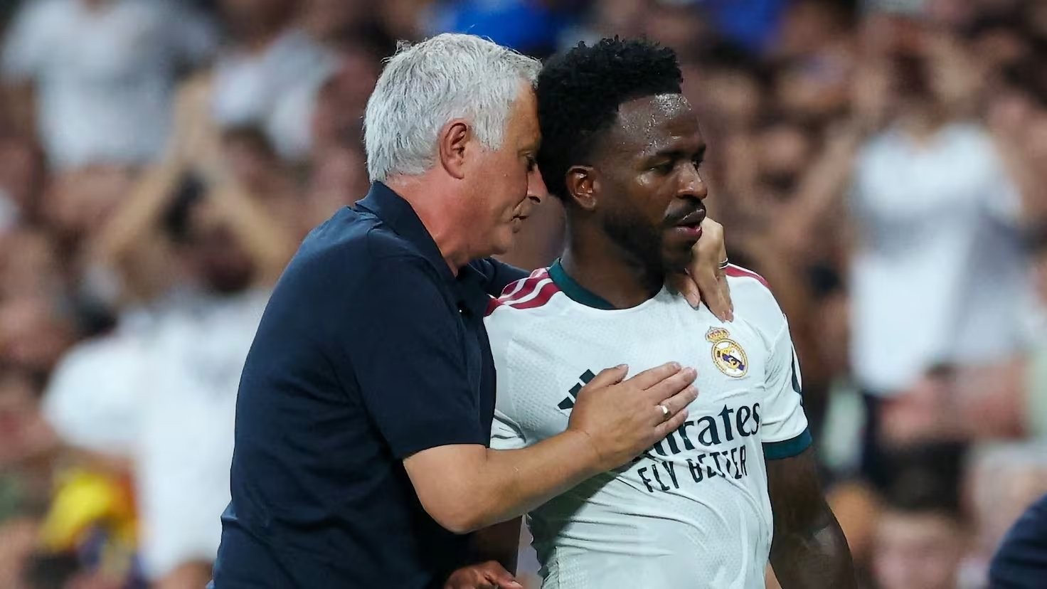 En directo, El Bar: recuerdos de Vietnam en el Bernabéu