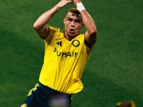 Al Nassr 2-1 Abha: Ronaldo scores his 979th goal to help hosts back on winning track