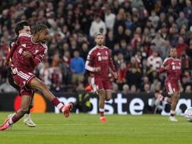 Ligue des Champions : Liverpool renverse l’Atlético mais perd Barcola, Arsenal dompte Liverpool