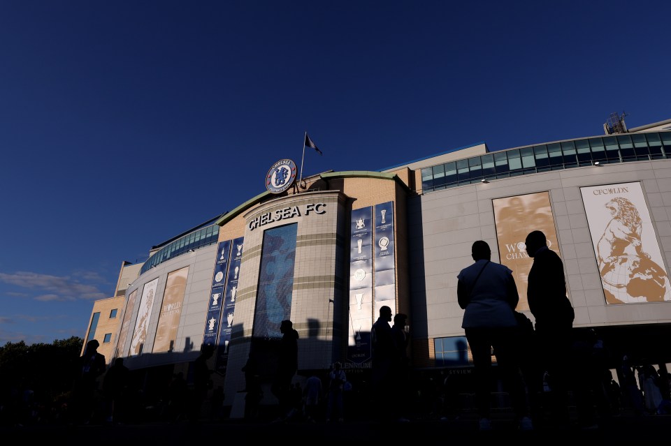 The Sun: Gangguan Sistem Kereta Menyebabkan Laga Chelsea vs Leeds Ditunda 15 Menit