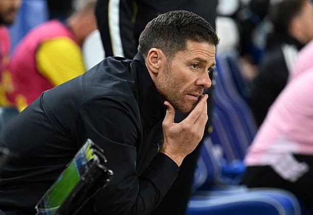 アロンソ監督「前半のパフォーマンスは私の責任、結果とチームの反応には満足」