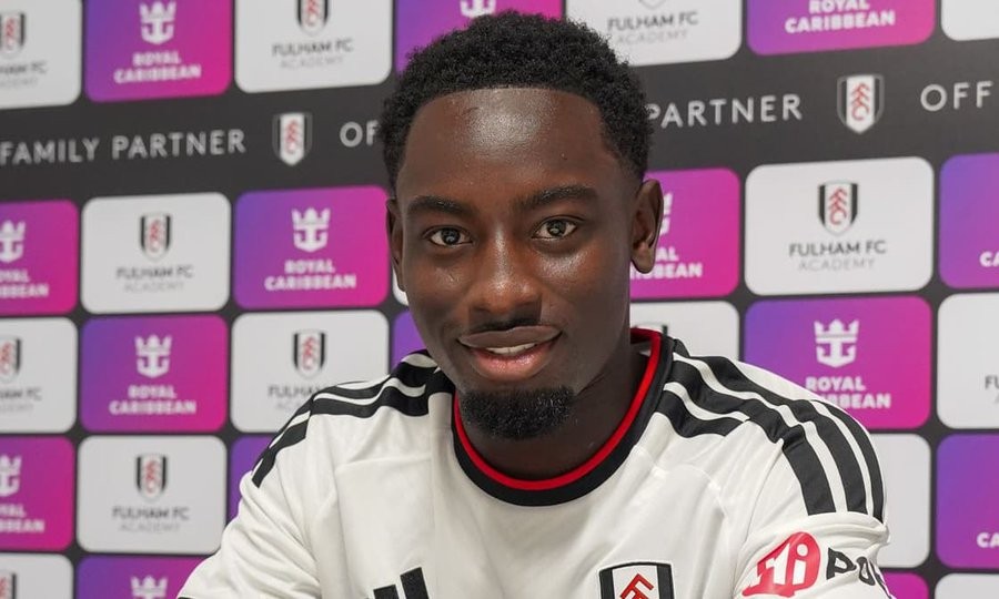 Inspirierende Geschichte: Jose Sani unterschreibt Profivertrag bei FC Fulham, vor sechs Wochen arbeitete er noch im Supermarkt