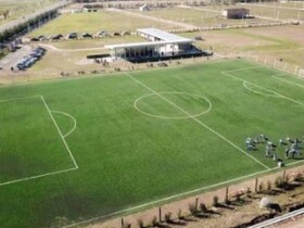 奥莱报：梅西家族球队莱昂内斯FC计划自建球场