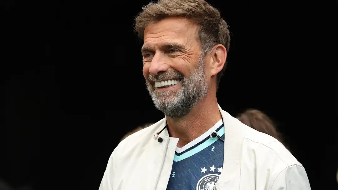 Klopp maintient son partenariat avec Red Bull en tant que sélectionneur de l'Allemagne, sans conflit contractuel
