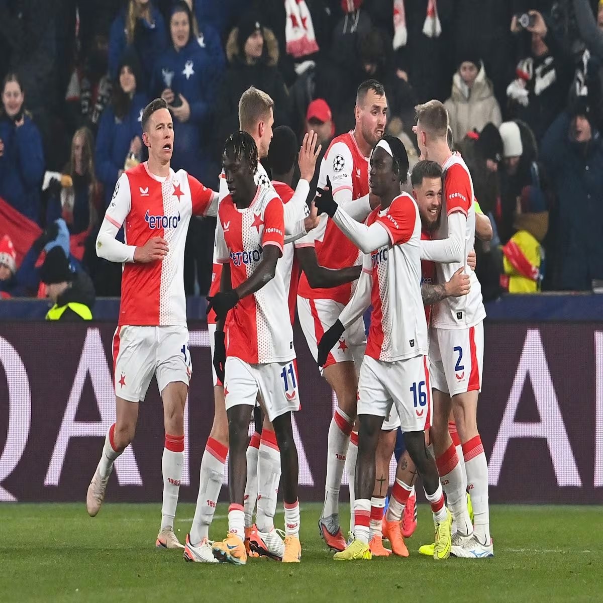Slavia Praga - RC Lens, en directo: Champions League, hoy en vivo