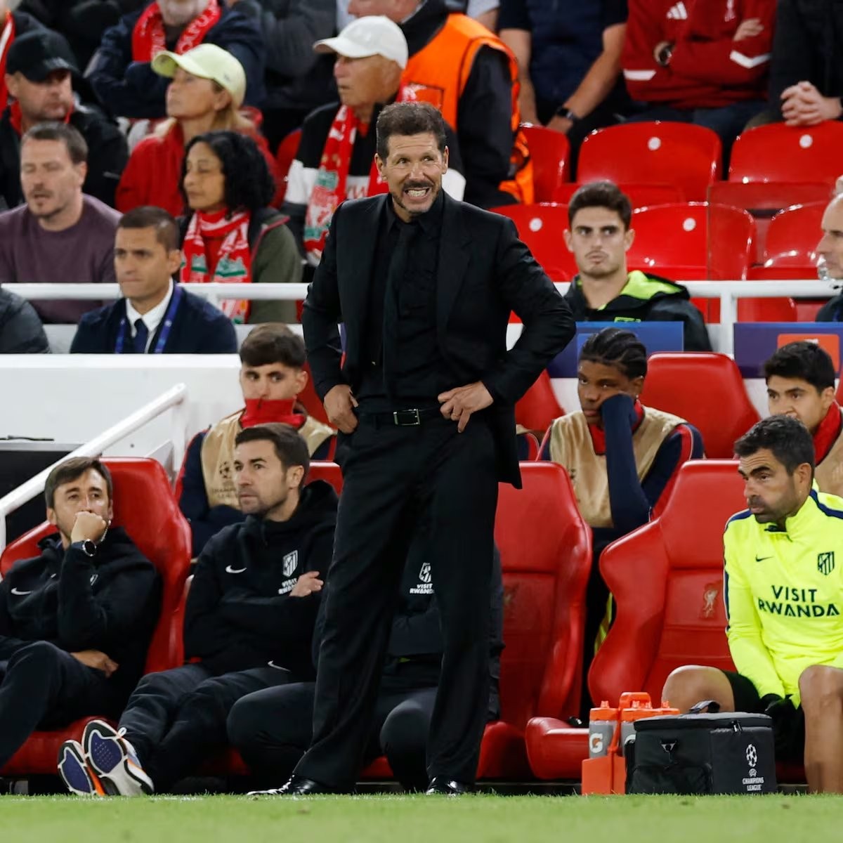 Simeone se complica los inicios