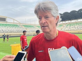 PSS Menjamu Madura United, Huistra Harap Dukungan Penuh