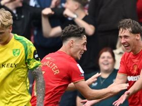 Middlesbrough 4-3 Norwich City: Ashley Phillips scores late Boro winner in thriller
