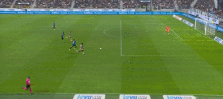 Descanso: Atalanta 1-1 Cagliari, Scamacca anota y Mendy marca