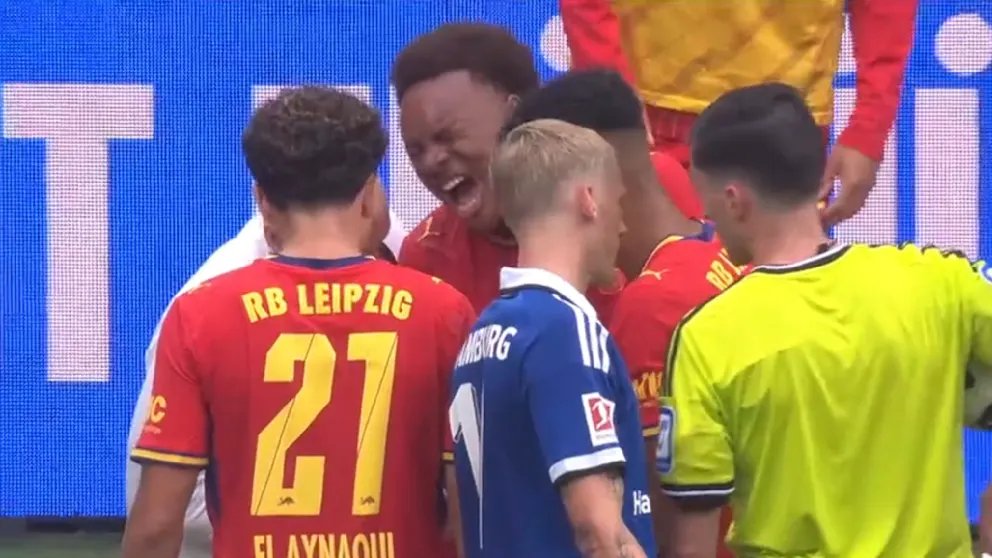 Bild: Vedraogo si lussa la spalla destra contro l'Amburgo, fuori per settimane