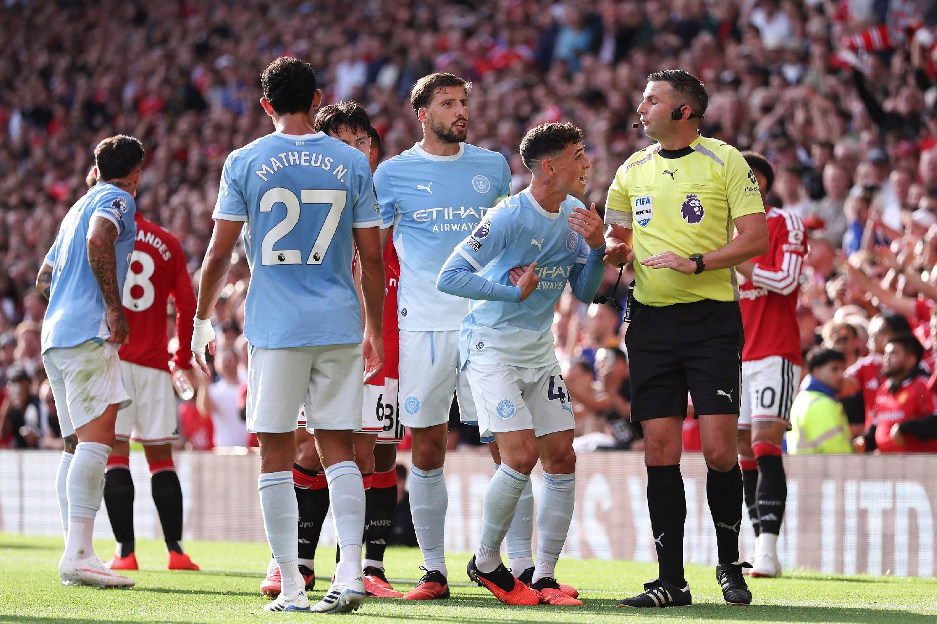 Explication officielle de la Premier League : carton rouge justifié pour coup de pied violent de Foden