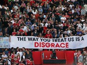 Furious Man MU tell club 'the way you treat us is a disgrace'