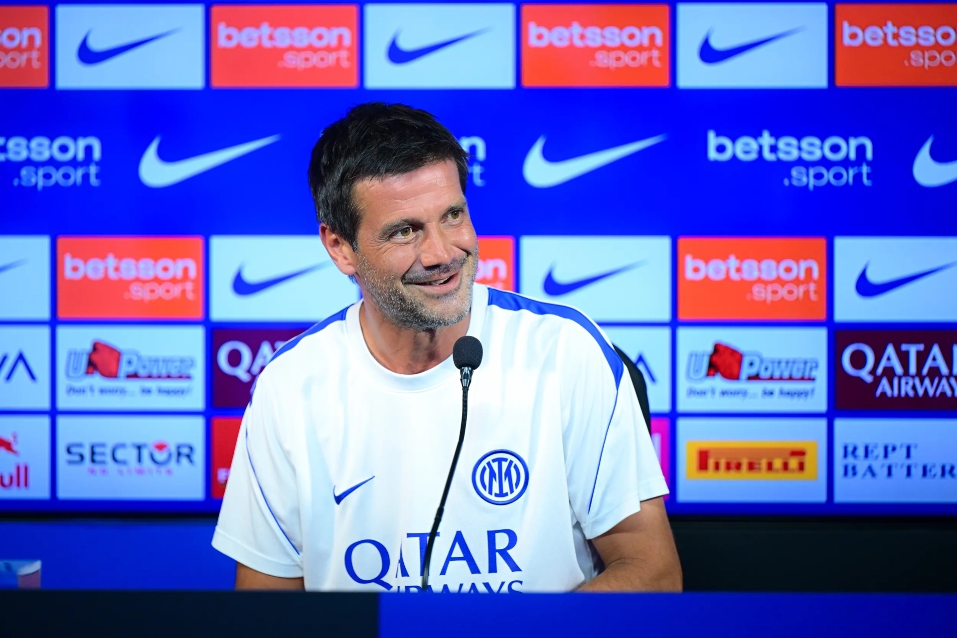 Chivu : Des jugements sévères aussi en Ligue des Champions ? Nous y sommes habitués