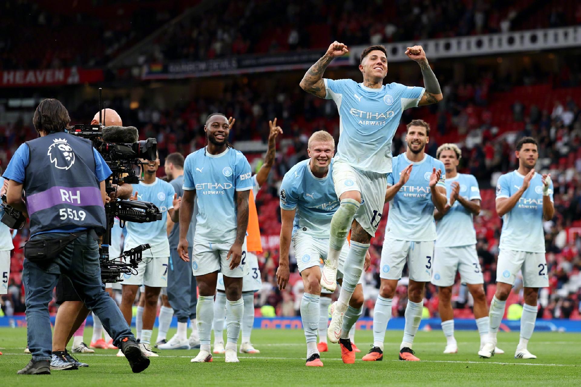 Zhan Jun : Manchester United n'est peut-être pas encore habitué aux matchs en midweek ; Manchester City a réussi ses transferts ciblés cet été