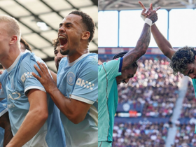 Kick Off: City reign supreme in Manchester, Barça blaze to 5-streak wins