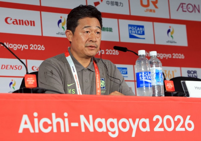 Pelatih Korea Selatan U-23: Target Emas Asian Games, Hujan Justru Menguntungkan Kami