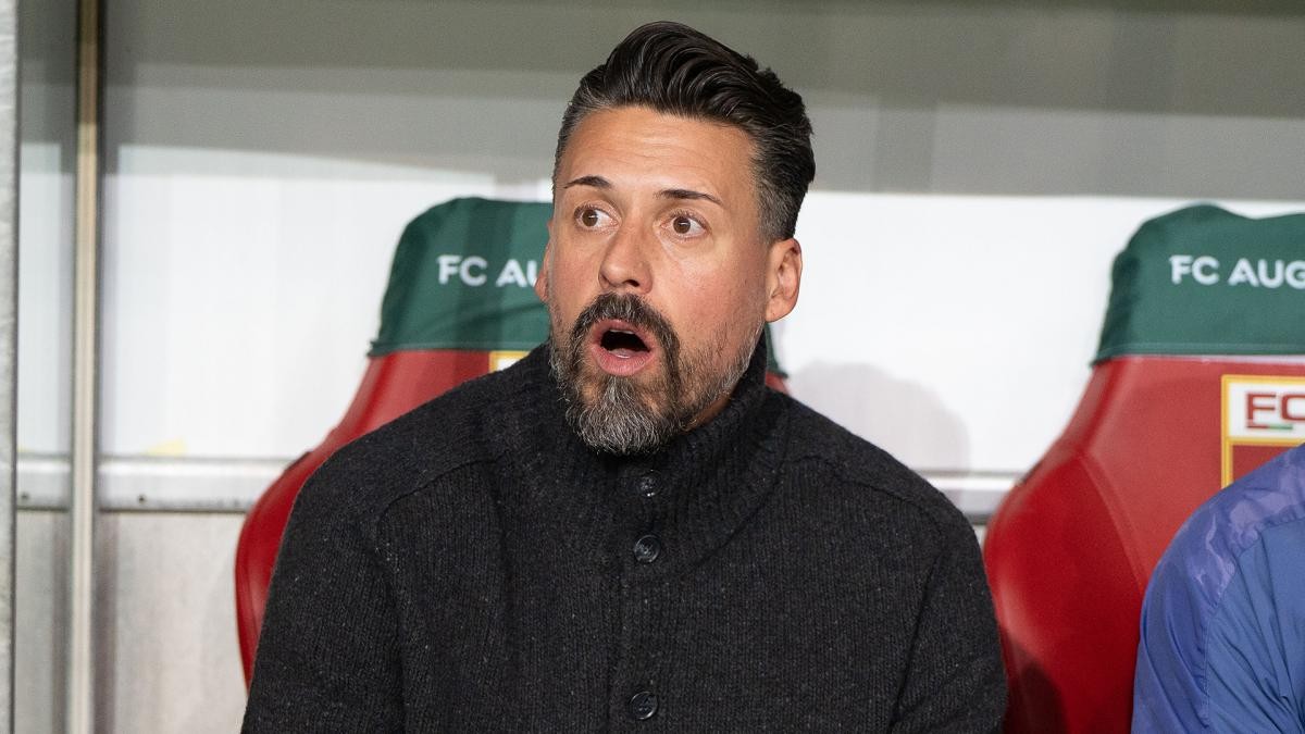 Bild: Ex-Augsburg-Trainer Wagner wird Hannover 96 übernehmen und am Dienstag das Training leiten