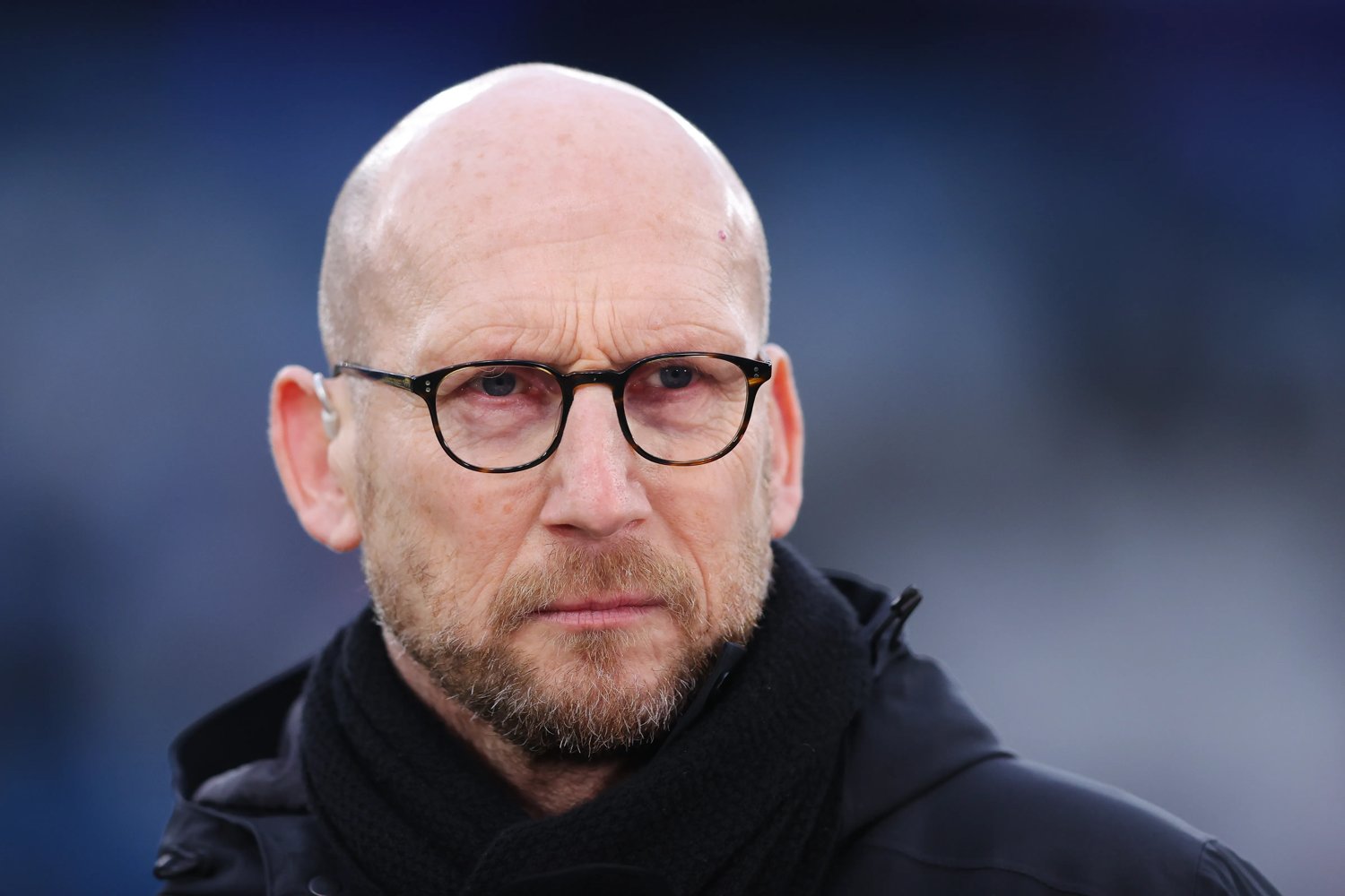 Stam: Quatro atacantes do Man Utd não ajudam na defesa e apenas caminham em campo
