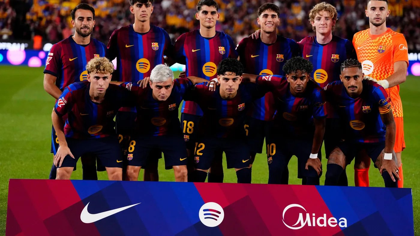 Romano: El Barcelona ya contactó a Gerard Martín para ampliar y mejorar su contrato