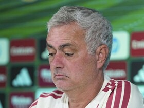 Jadwal Real Madrid Padat, Mourinho Sampai Bosan Jumpa Pers