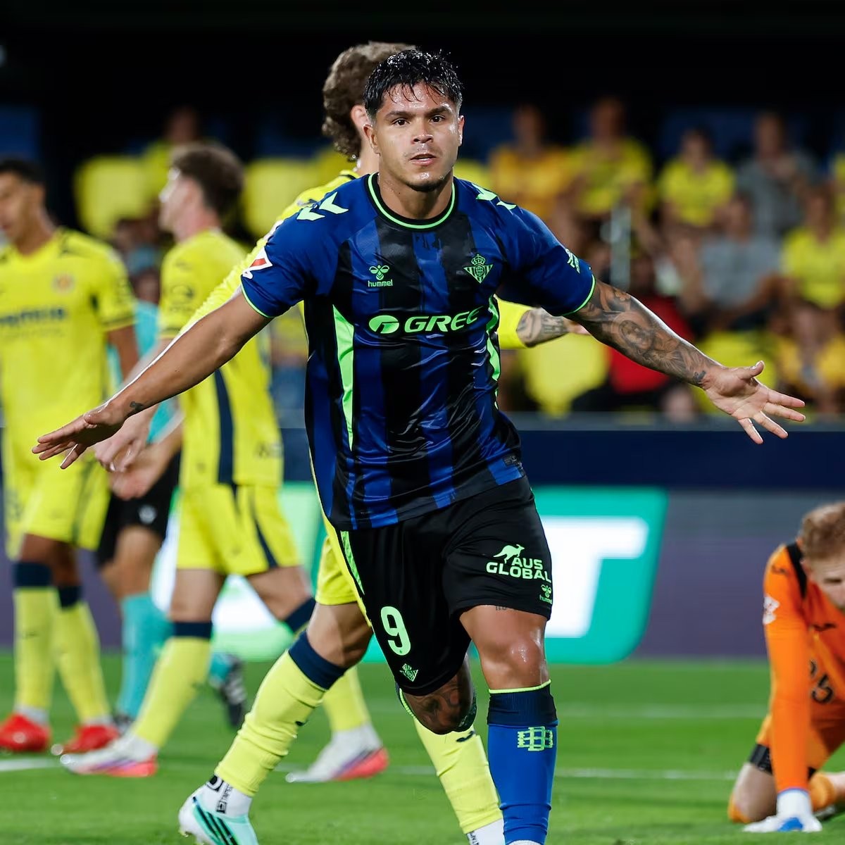 El Betis deja tocado al Submarino