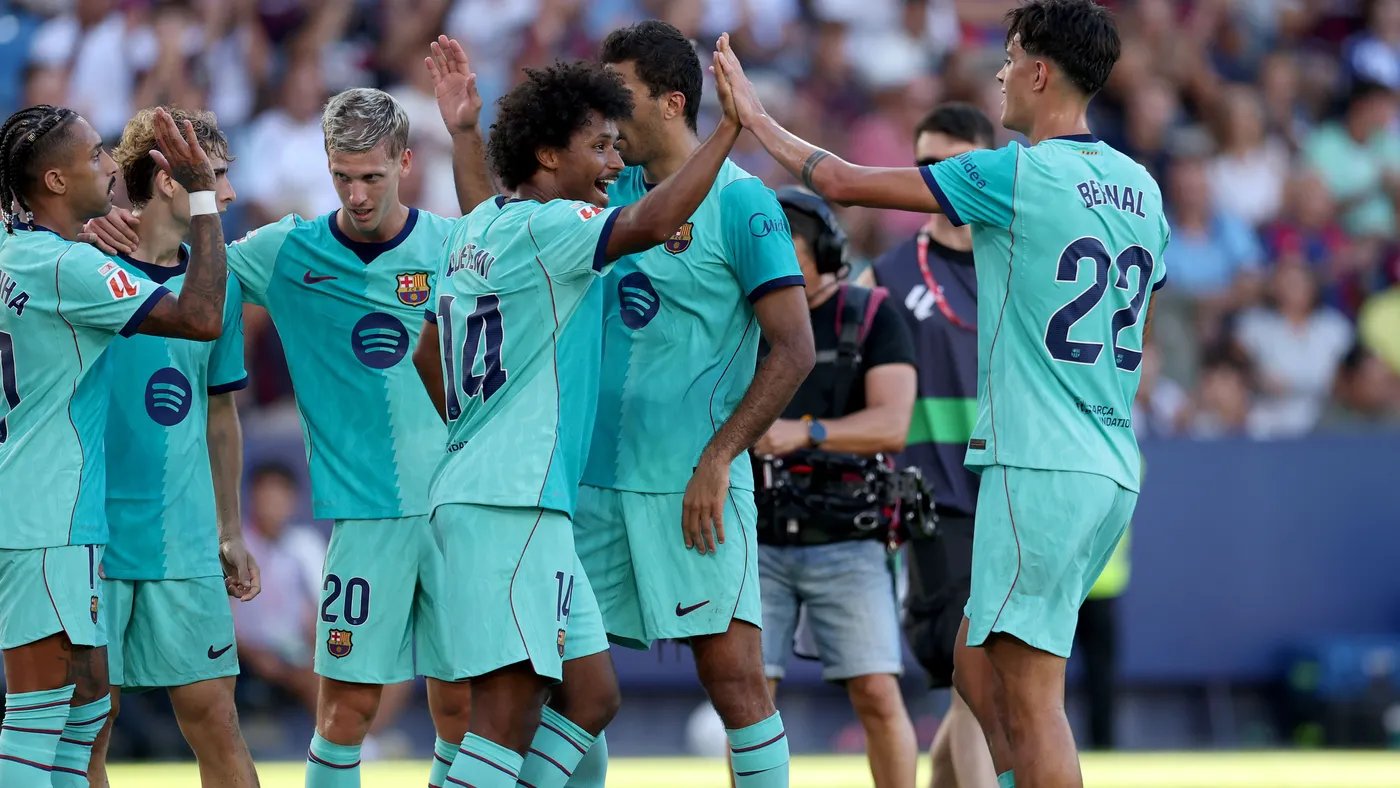 Barcelona hat gegen Racing Santander in den letzten 7 La Liga-Spielen immer gewonnen und 5 Mal zu Null, insgesamt 14 Siege und 3 Unentschieden in 17 Spielen