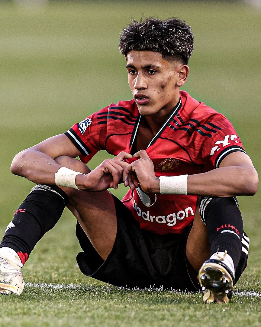 Reporter: JJ-Gabriel verweigert Training, fehlt im Ligapokal-Kader gegen Brighton