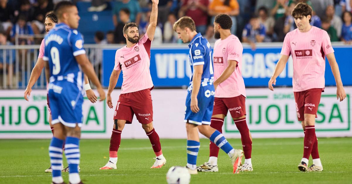บาเลนเซียเฉือน เดปอร์ติโว อลาเบส 1-0 นัดแรกภายใต้โค้ชใหม่
