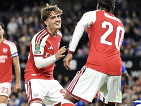 Ipswich Town 2-4 Arsenal: Dowman leads the way with brace in EFL Cup success