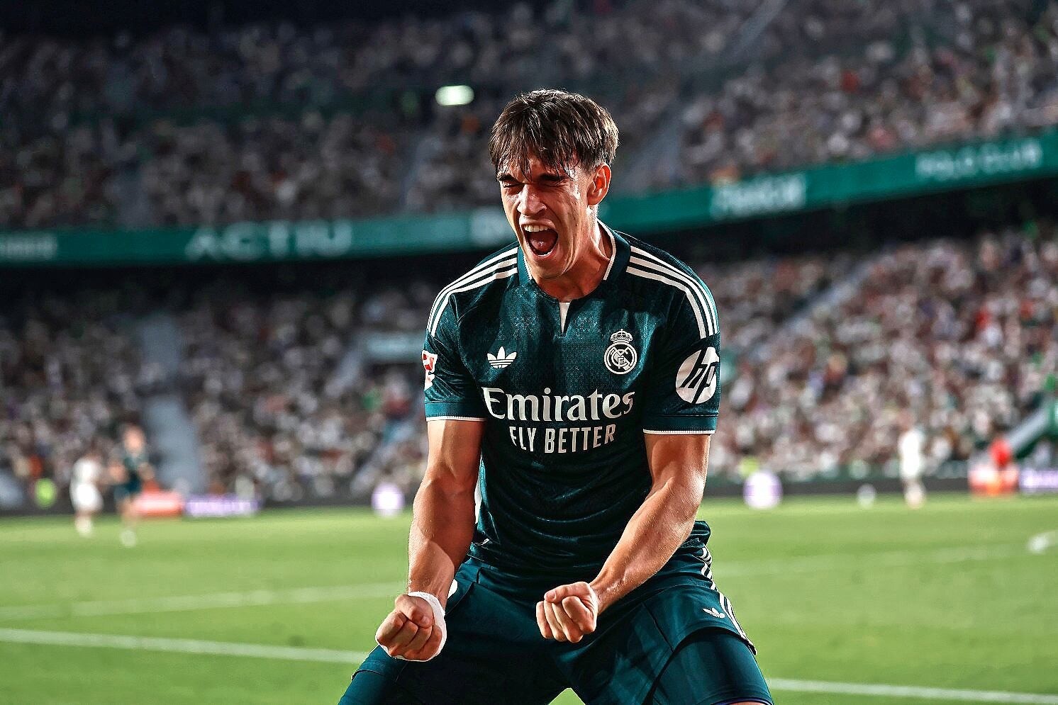 Roncero: Il Real Madrid ricade nei vecchi errori, la squadra si rilassa stranamente dopo il doppio vantaggio