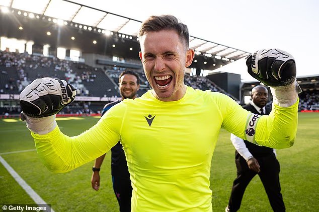 Mail: Dean Henderson renova com o Crystal Palace até 2030 e se torna o jogador mais bem pago do elenco