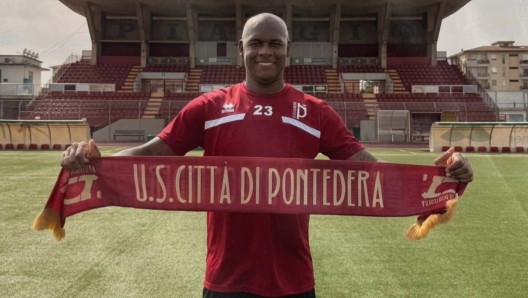 Ex-Roma-Spieler Ibarbo kehrt nach Italien zurück und wechselt zu Pontedera