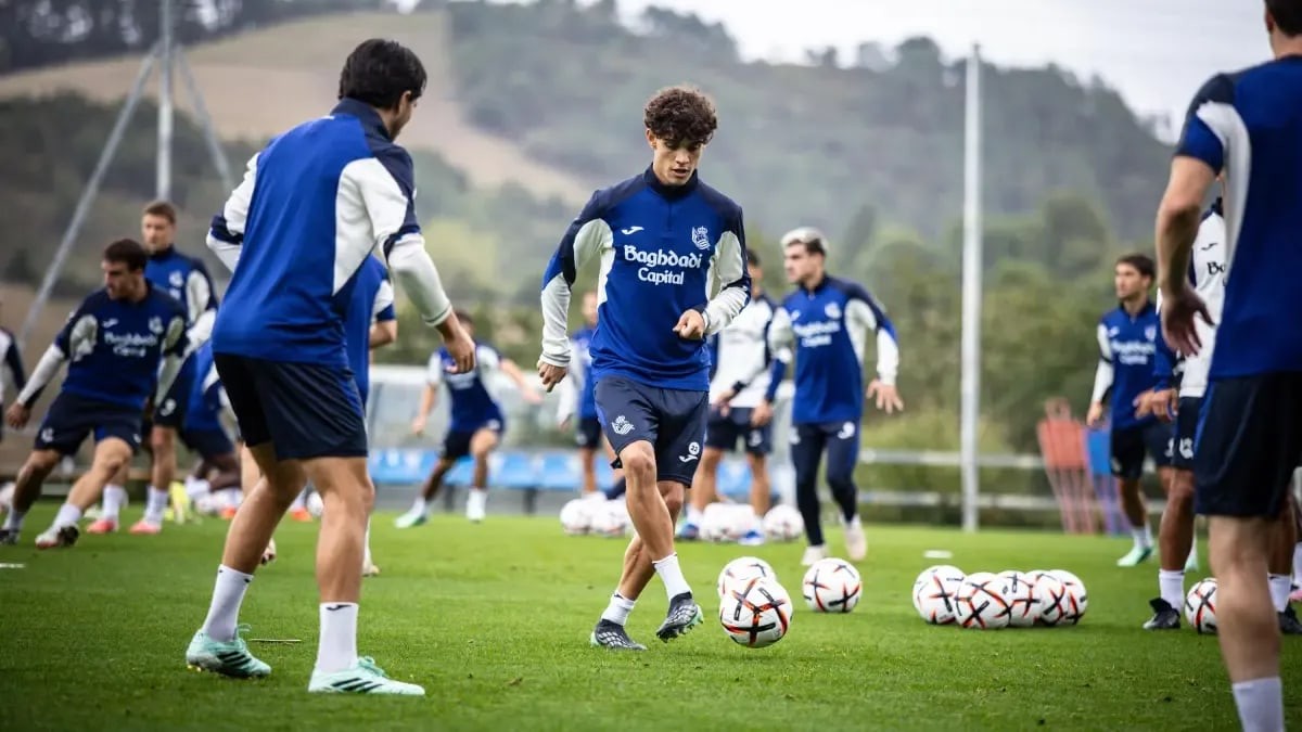 Sport: Héctor Fort será titular na Liga Europa e terá seu primeiro grande momento na Real Sociedad