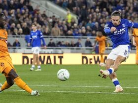 Everton 1-0 Wolves: Charly Alcaraz hits late winner to send Toffees through to Carabao Cup fourth round